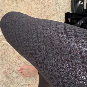 Skims XXS stretchy lace leggings, fit beautifully, and brand new